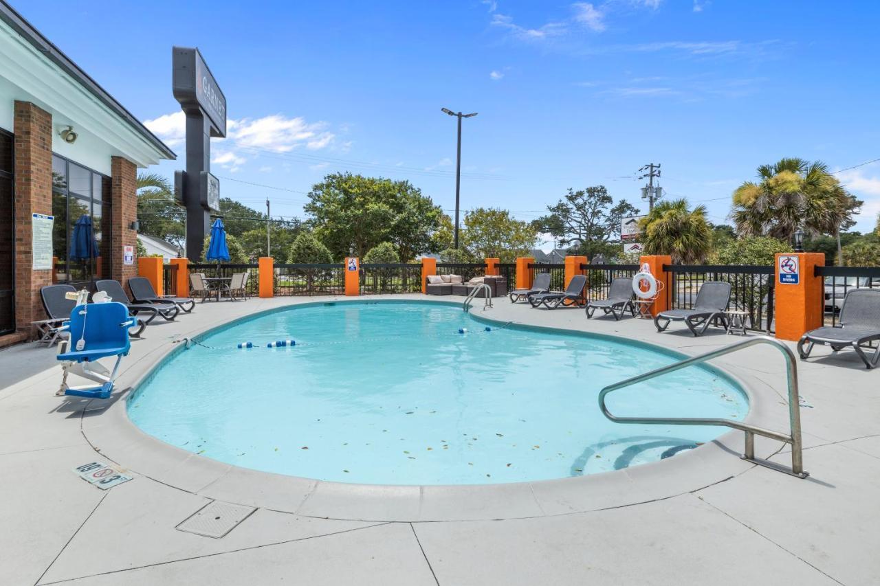 Garnet Inn & Suites, Morehead City Near Atlantic Beach エクステリア 写真