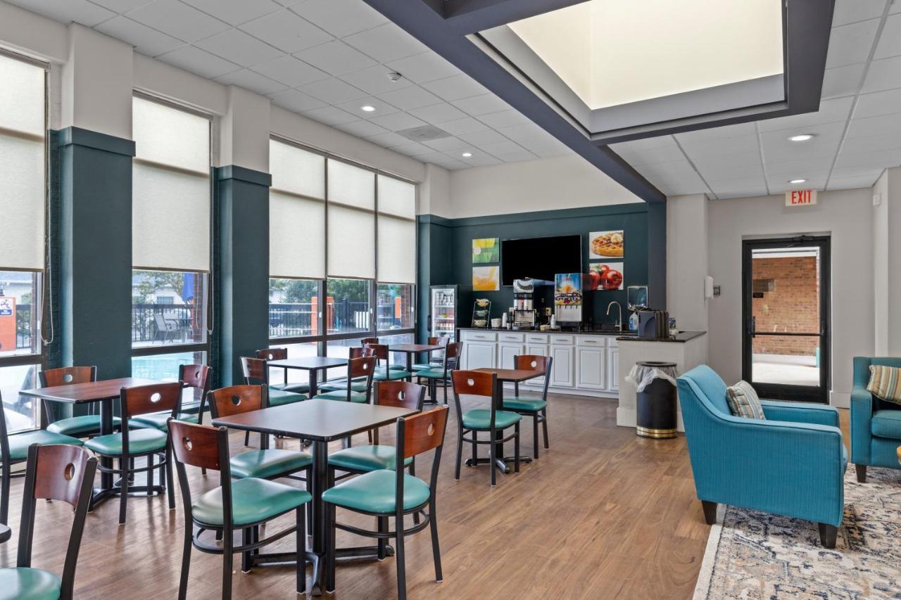 Garnet Inn & Suites, Morehead City Near Atlantic Beach エクステリア 写真