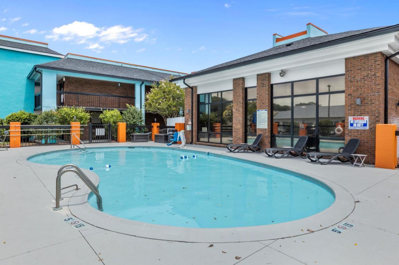 Garnet Inn & Suites, Morehead City Near Atlantic Beach エクステリア 写真