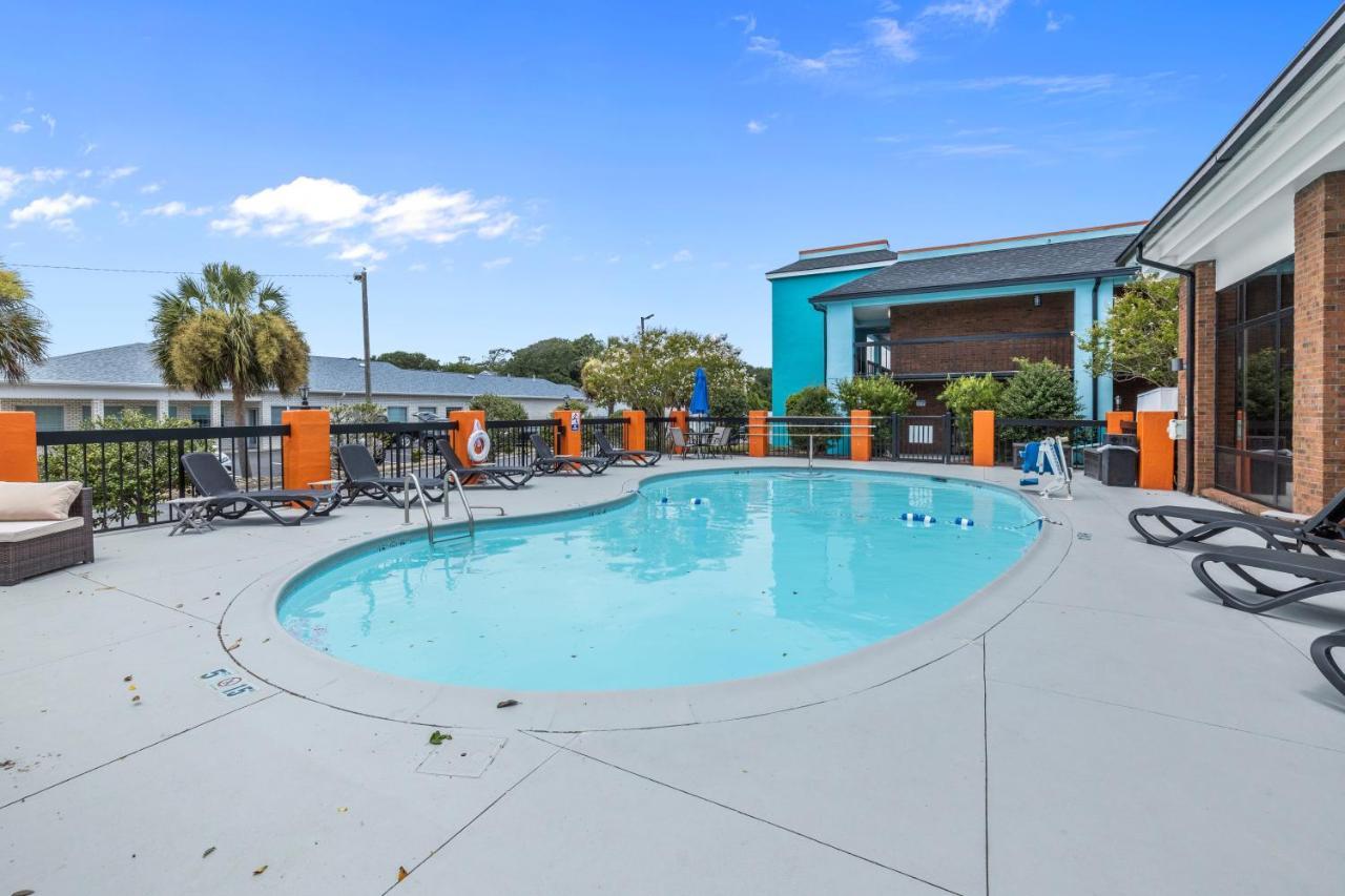 Garnet Inn & Suites, Morehead City Near Atlantic Beach エクステリア 写真