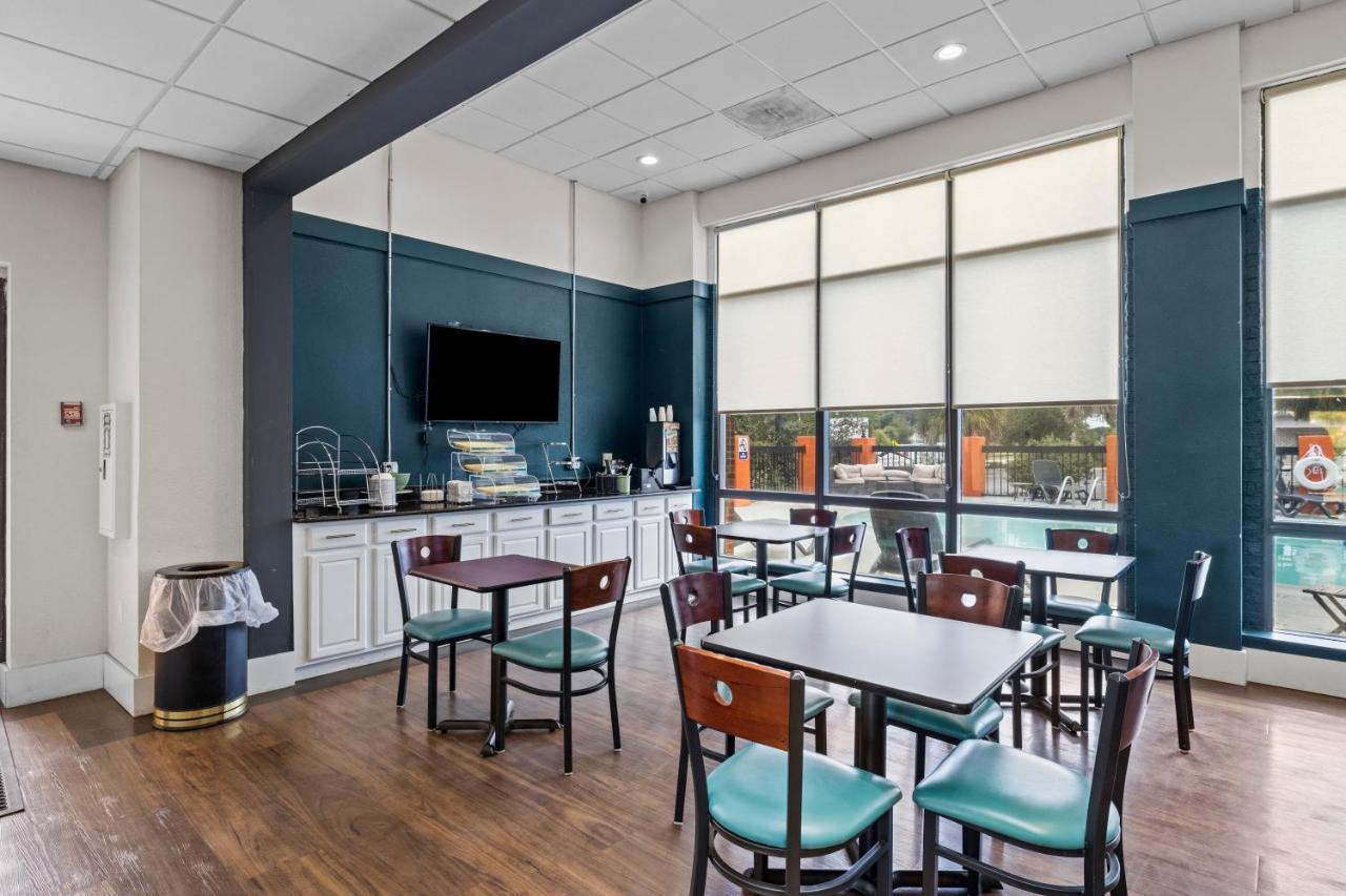 Garnet Inn & Suites, Morehead City Near Atlantic Beach エクステリア 写真