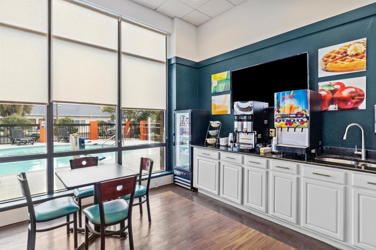 Garnet Inn & Suites, Morehead City Near Atlantic Beach エクステリア 写真