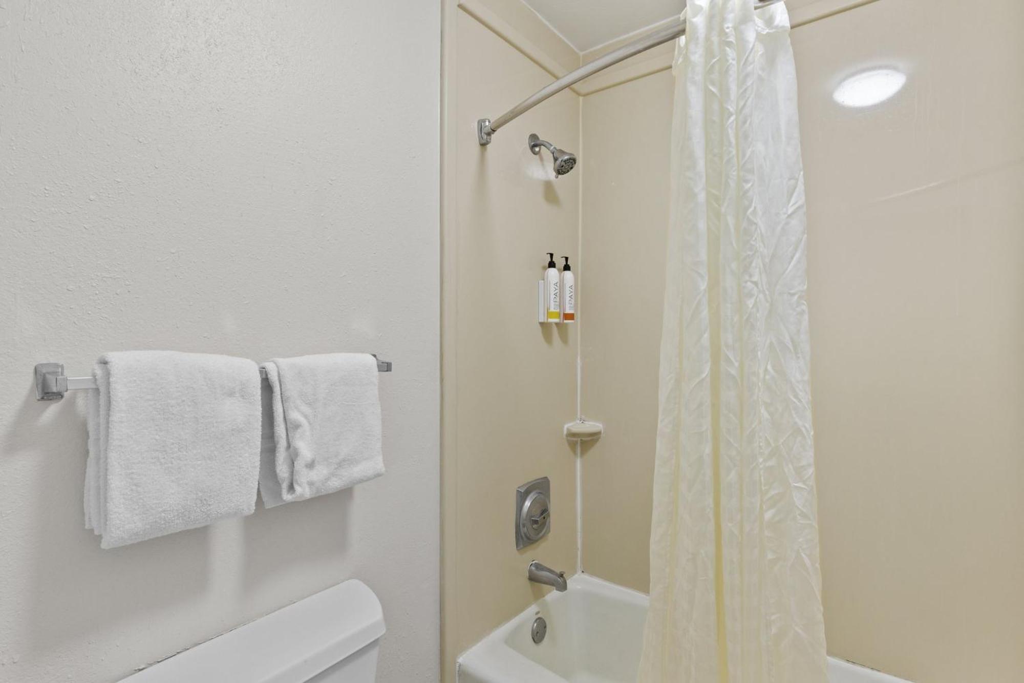 Garnet Inn & Suites, Morehead City Near Atlantic Beach エクステリア 写真